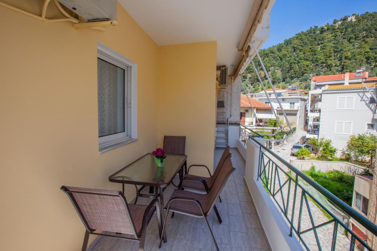 Poly'S Charming Home - City Center & Near The Beach 2Bedroom Apartment 纳弗帕克托斯 外观 照片